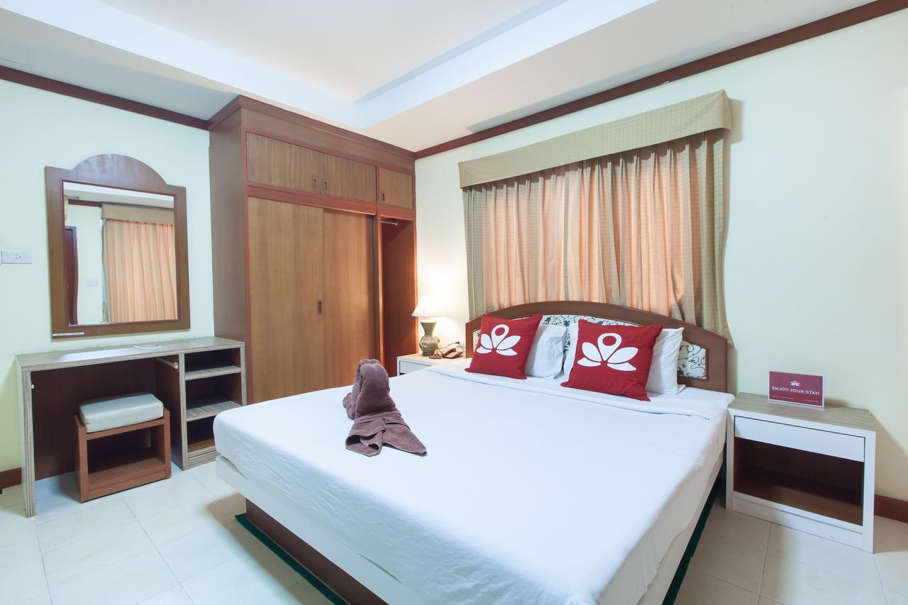 Zen Rooms Rat-U-Thid 200 Phi Road Patong Exteriör bild